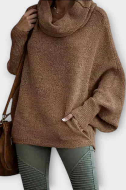 Olivia | Lockerer Trichterkragenpullover in Beige