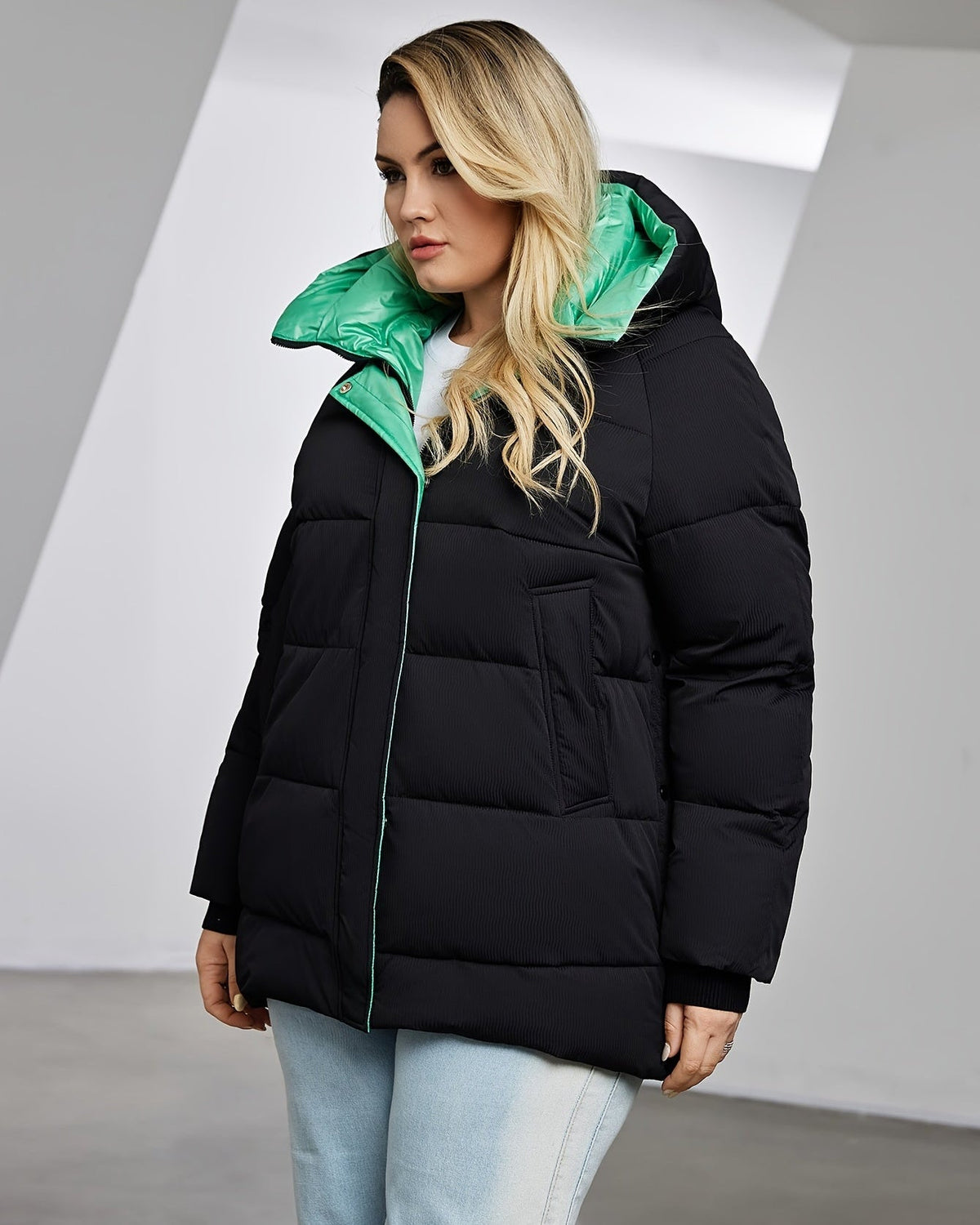 Lynda | Steppjacke mit Kapuze