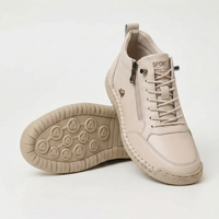 Sandbeige