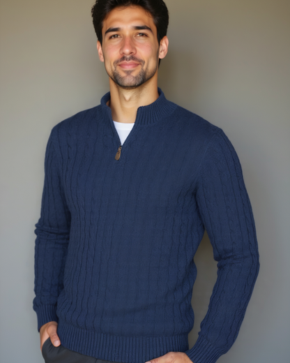 Matthias | Dunkelblauer Zopfmusterpullover