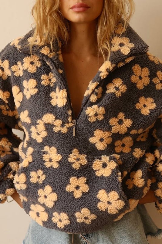 Matilda | Olivgrüner Strukturpullover mit Blumenmuster