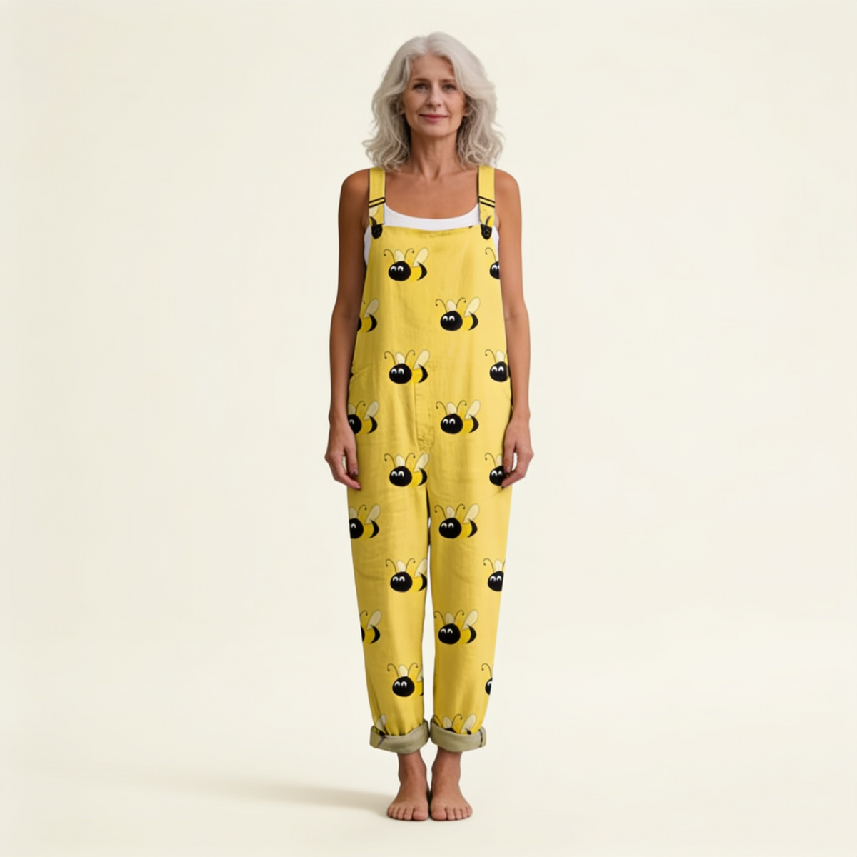 Nina | Latzhose in Gelb mit Bienenmotiv