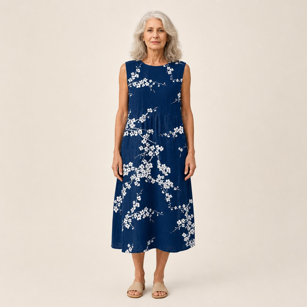 Ilka | Ärmelloses Sommerkleid mit Kirschblüten auf Marine