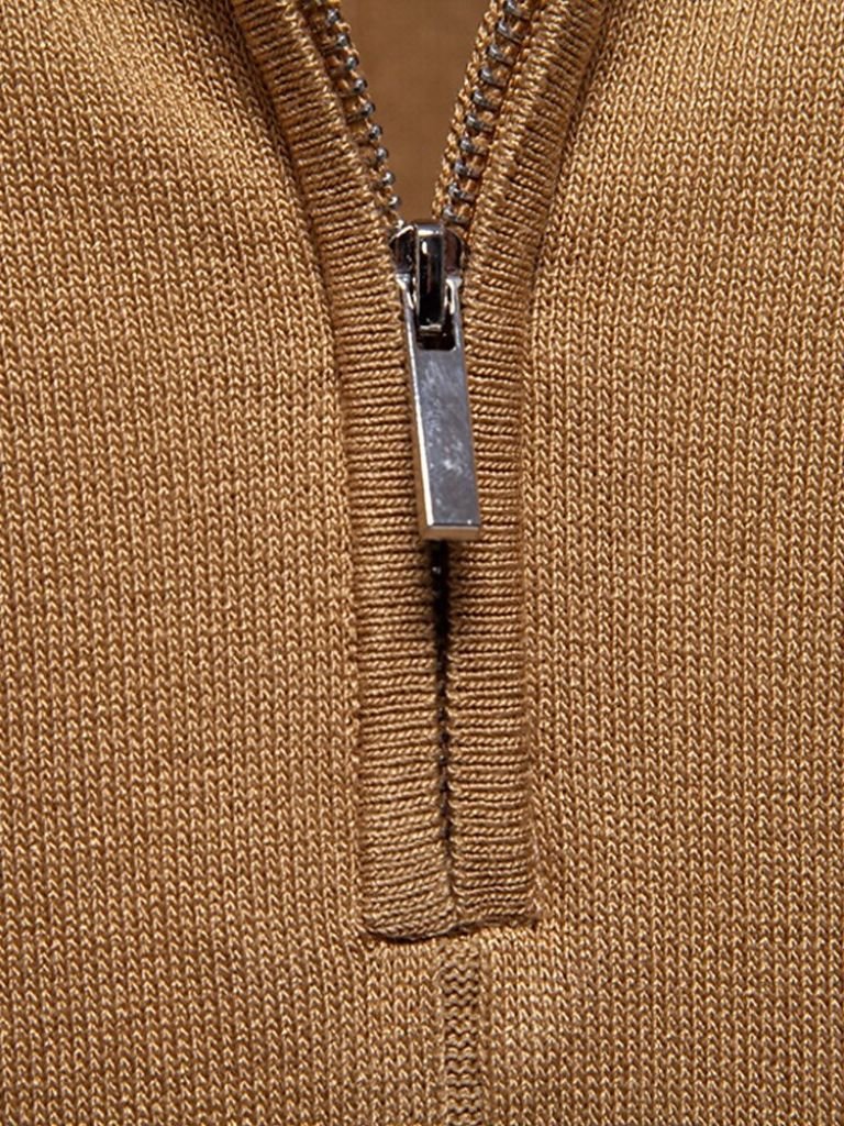 Olaf | Camelbraunes Strick-Poloshirt mit Reißverschlusskragen