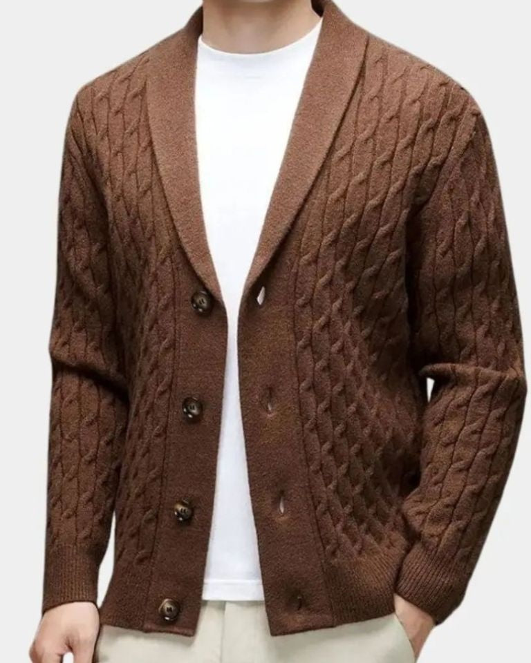 Rüdiger | Braune Zopfmuster-Strickjacke mit Schalkragen