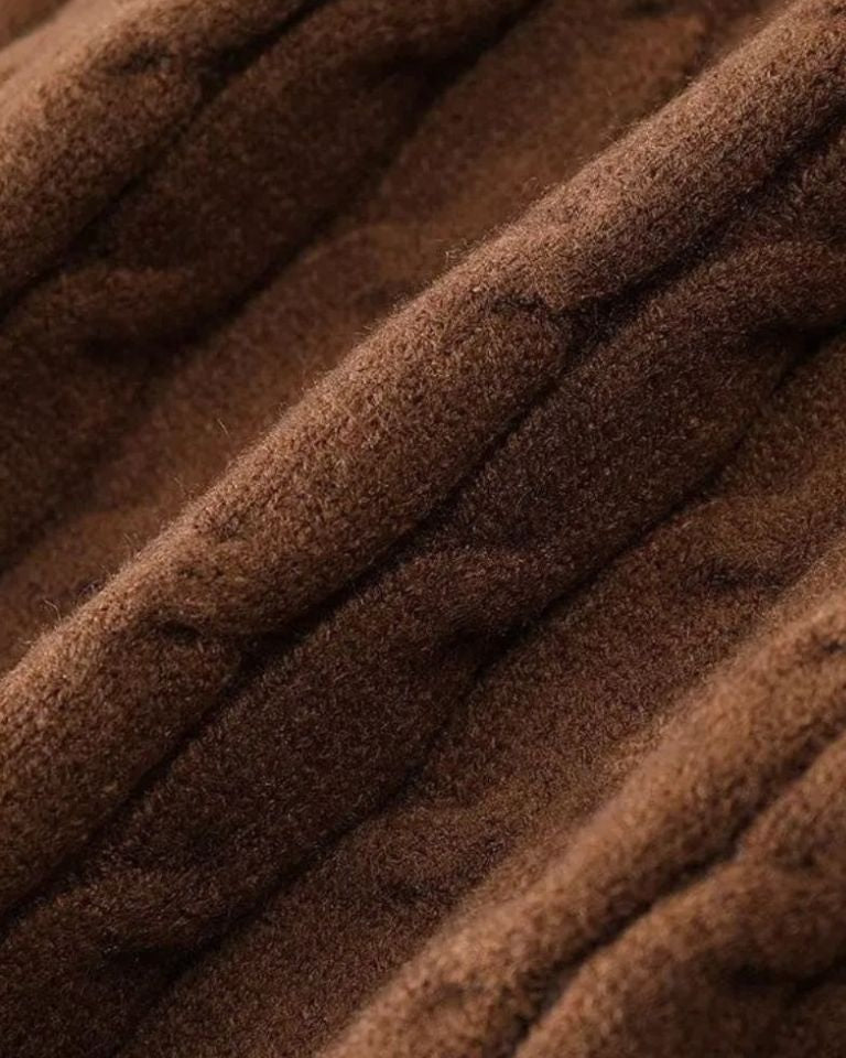 Rüdiger | Braune Zopfmuster-Strickjacke mit Schalkragen