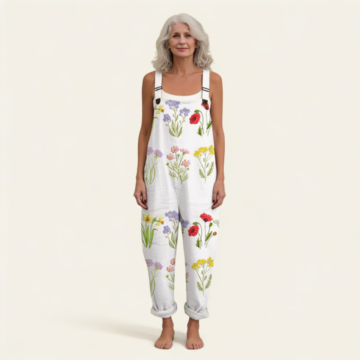 Kerstin | Latzhose in Weiß mit Wildblumen