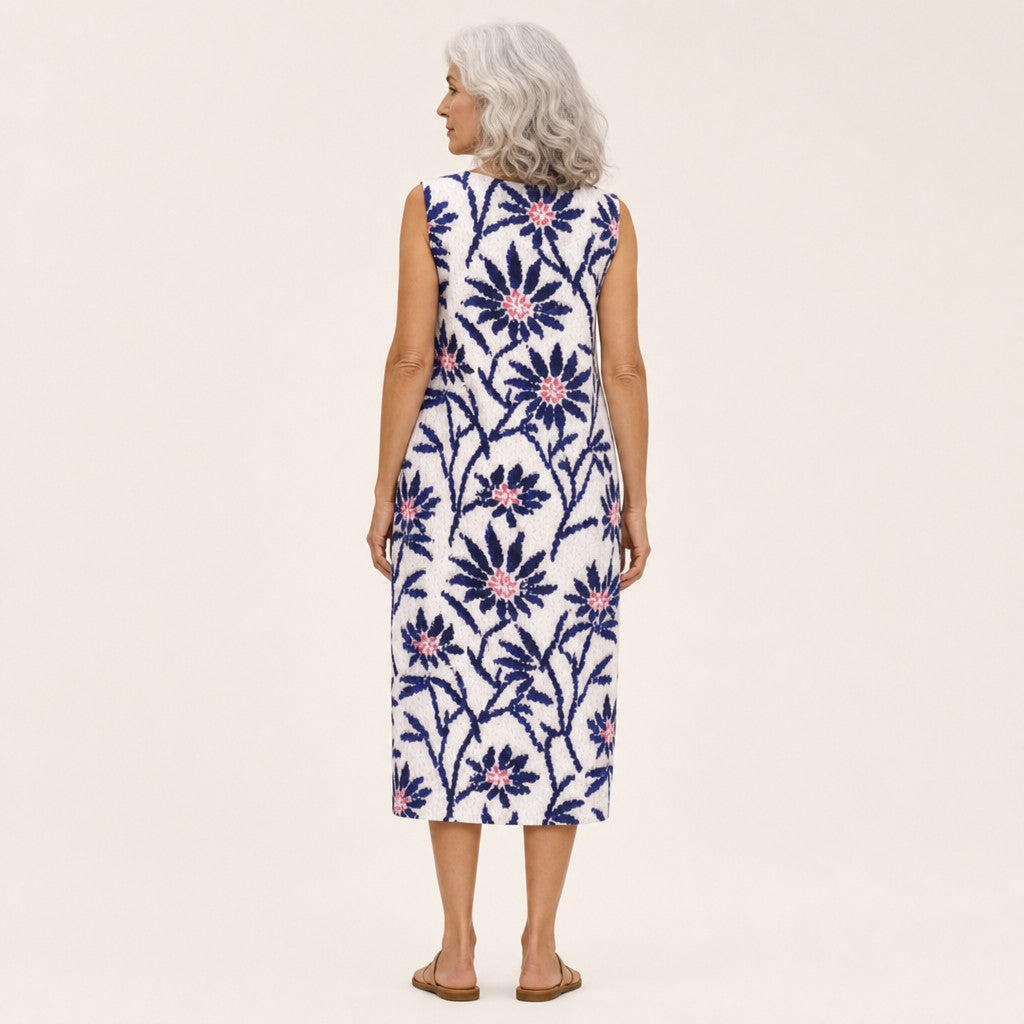 Uta | Ärmelloses Sommerkleid mit Blüten auf Weiß