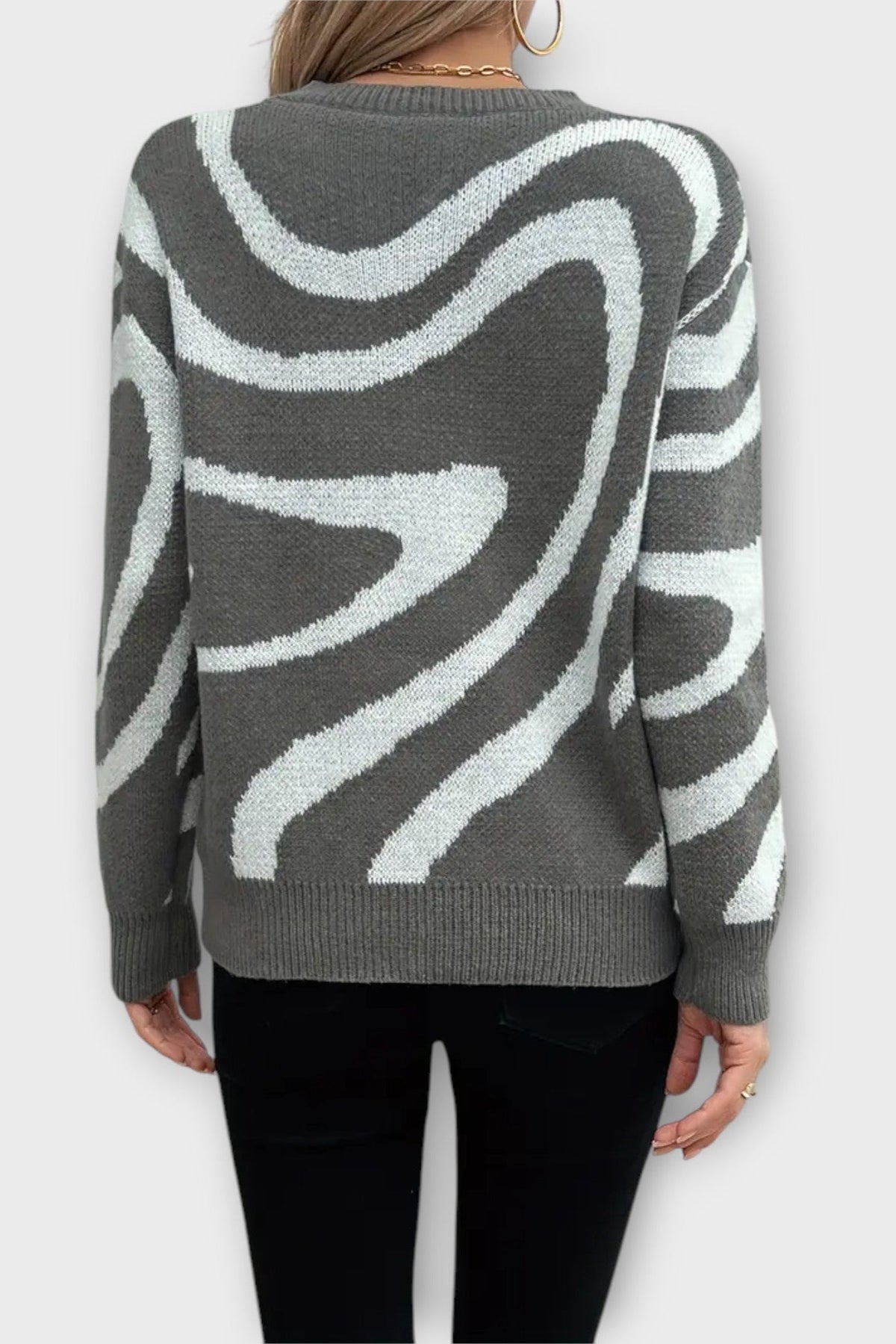 Rhian | Grauer Pullover mit abstraktem Streifenmuster