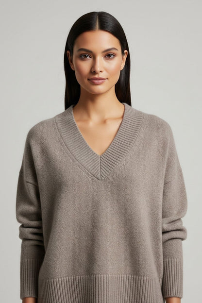 Rhona | Pullover mit V-Ausschnitt in Elfenbein