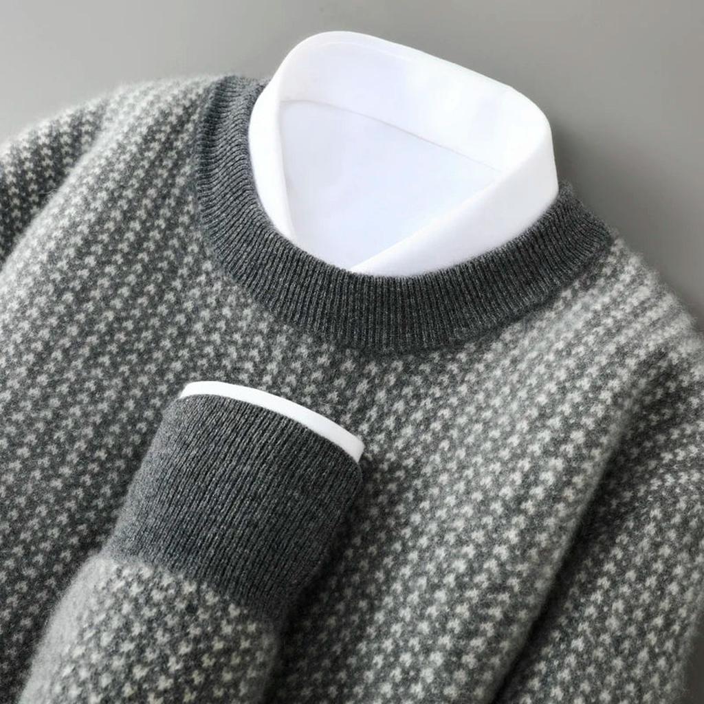 Brigitte-Marie | Pullover in Kaschmir-Optik mit saisonalem Muster