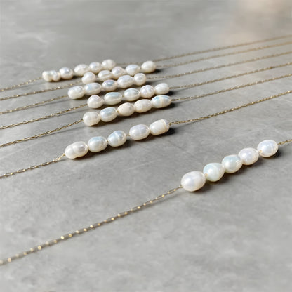 Perle | Halskette mit kleinen Perlen