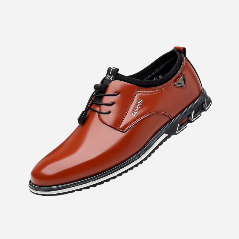 August | Schwarze Derby-Schuhe in Lackoptik