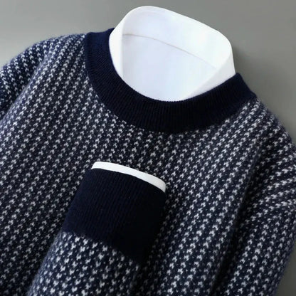 Brigitte-Marie | Pullover in Kaschmir-Optik mit saisonalem Muster