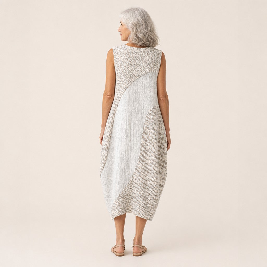 Therese | Ärmelloses Sommerkleid in Weiß mit Musterfeldern