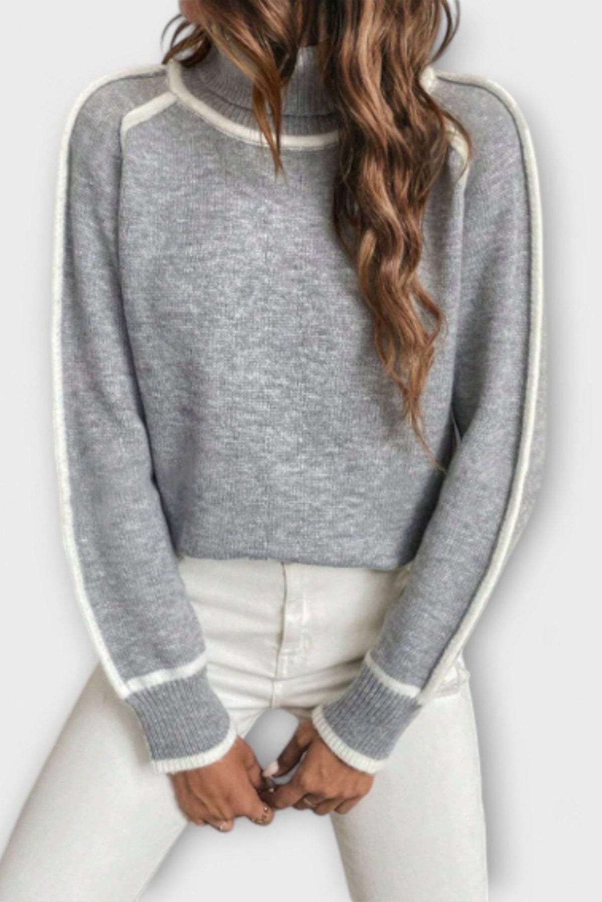 Sofia | Grauer Pullover mit hohem Kragen