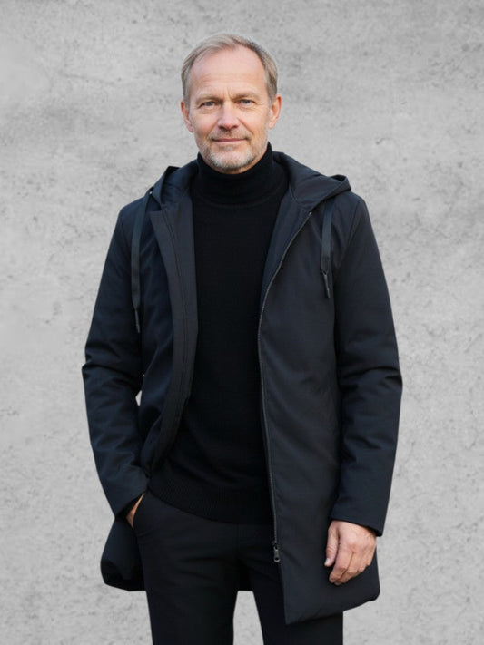 Hans-Georg | Schwarzer Wintermantel mit Kapuze