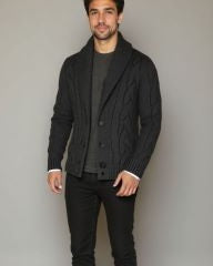 Hans-Georg | Braune Zopfmuster-Strickjacke