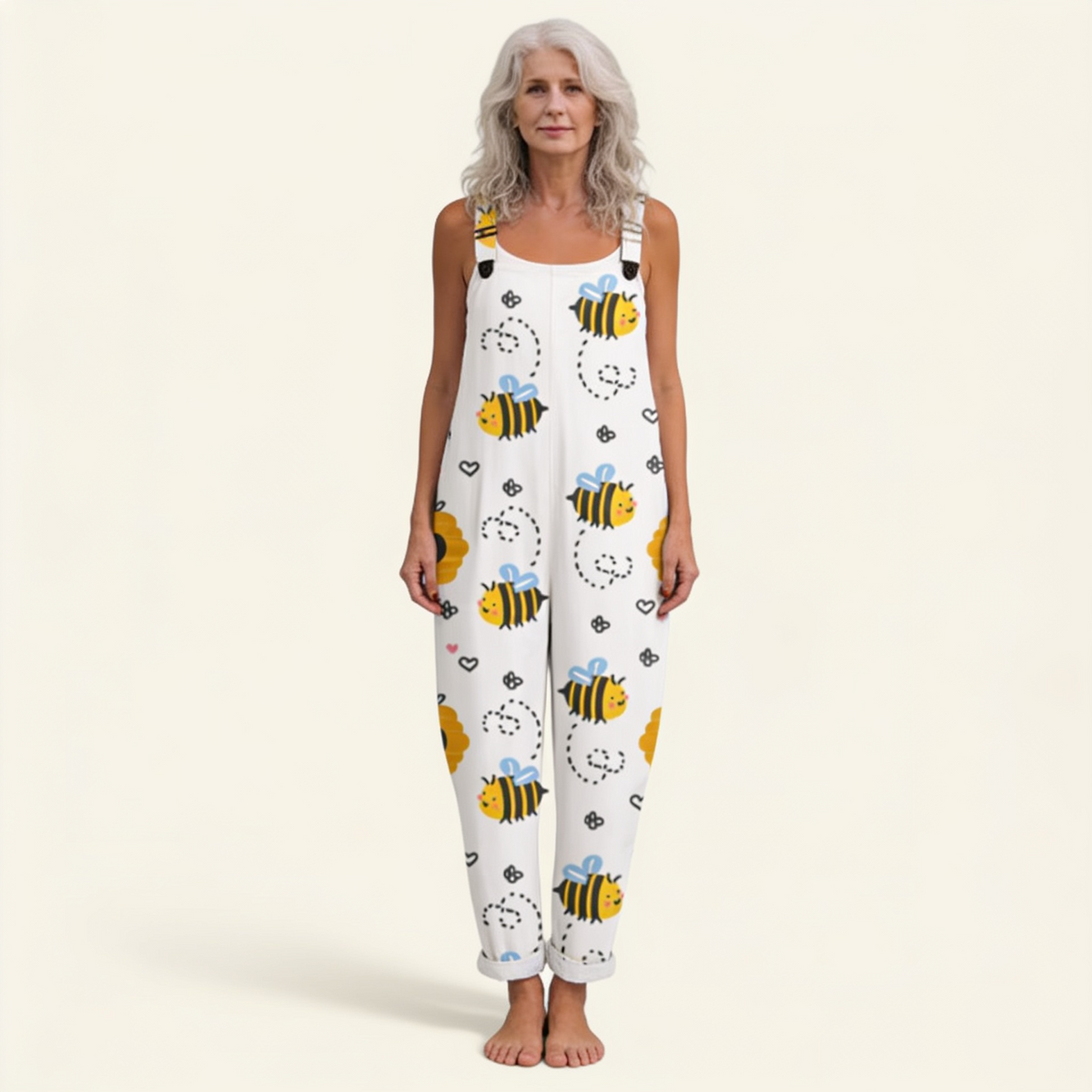 Verena | Latzhose in Weiß mit Bienen