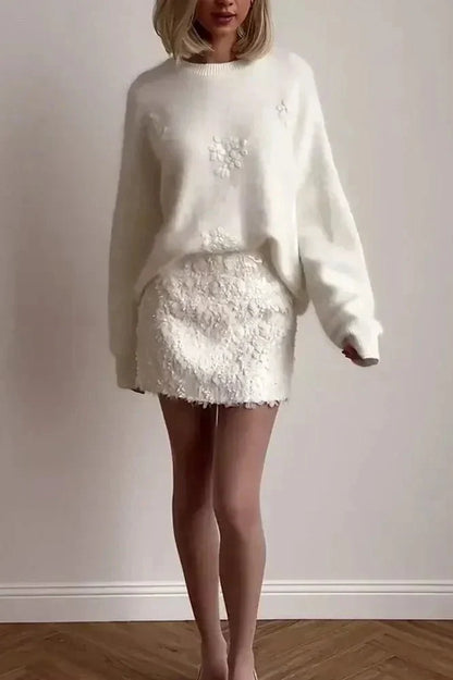 Tania | Pullover in Elfenbein mit Blumenapplikationen