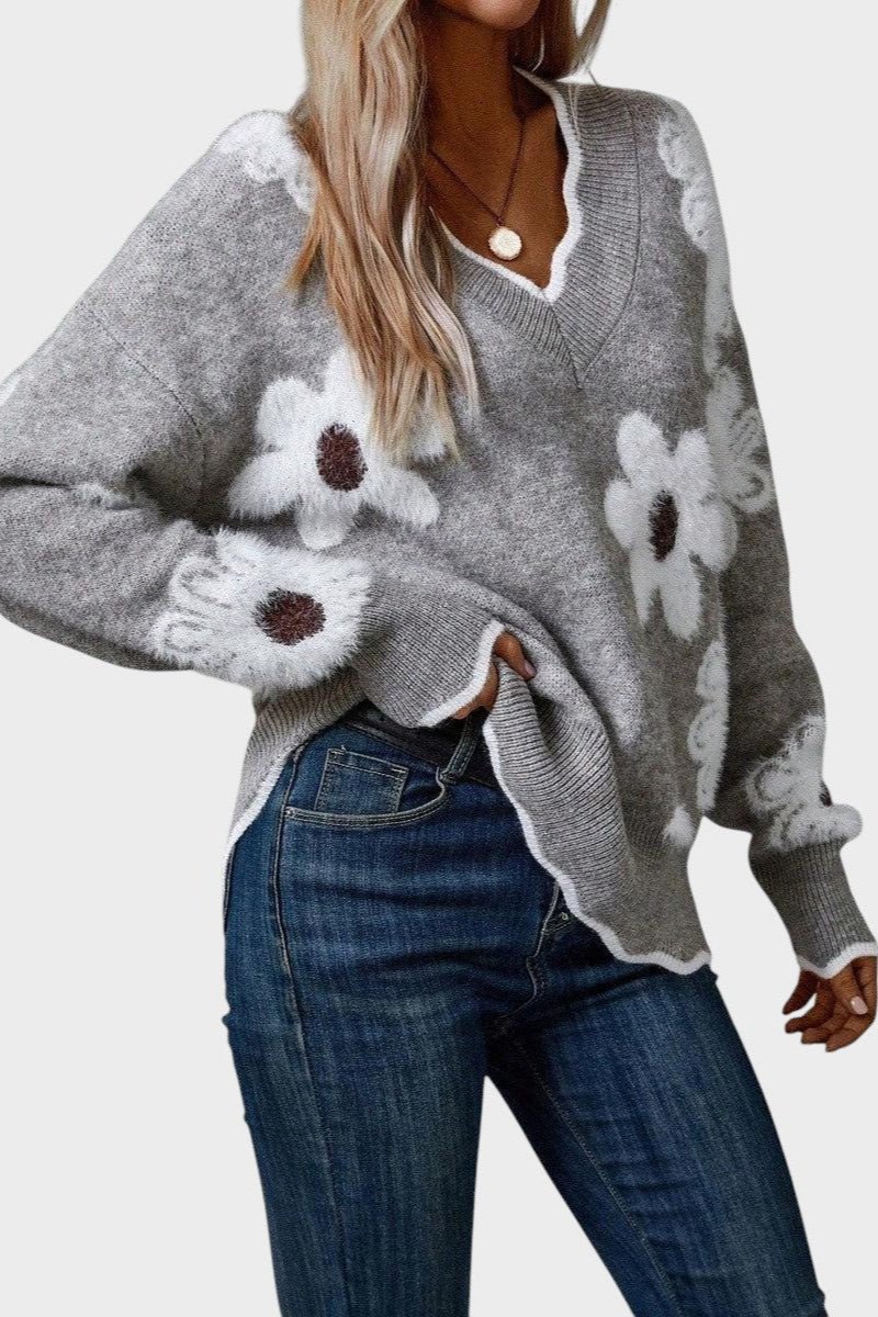 Thea | Grauer Strickpullover mit Gänseblümchen