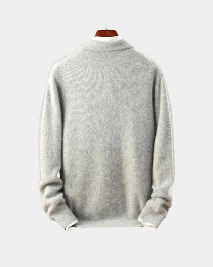 Franz-Josef | Grauer Pullover mit Schalkragen