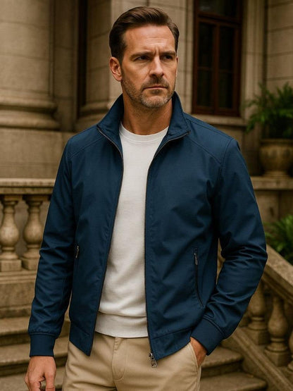 Gerd | Blaue Bomberjacke