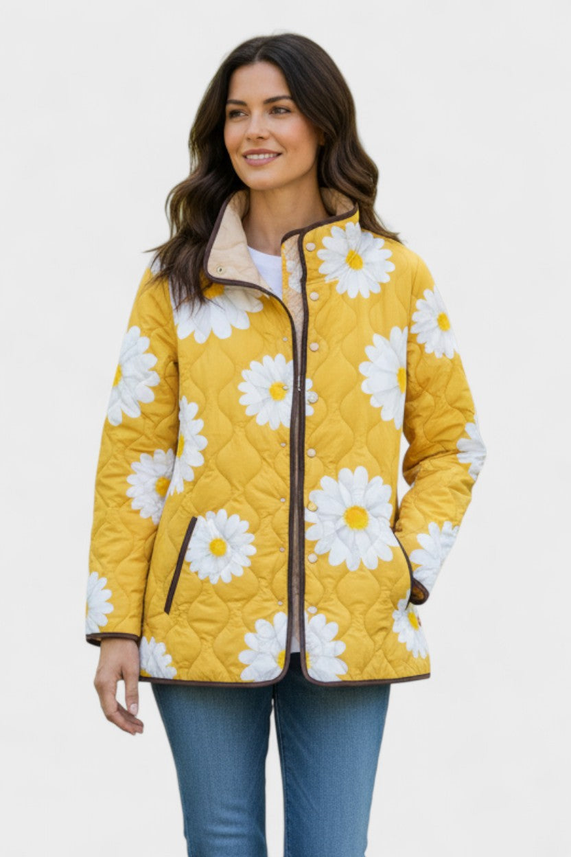 Wanda | Gelbe gesteppte Jacke mit Margeriten