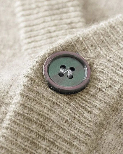 Kurt | Beige Strickjacke mit Knöpfen