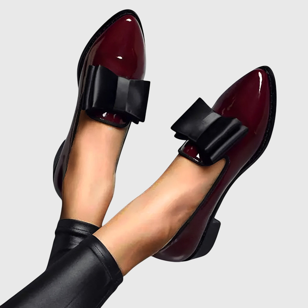Viola | Bordeauxroter Lack-Loafer mit Schleife