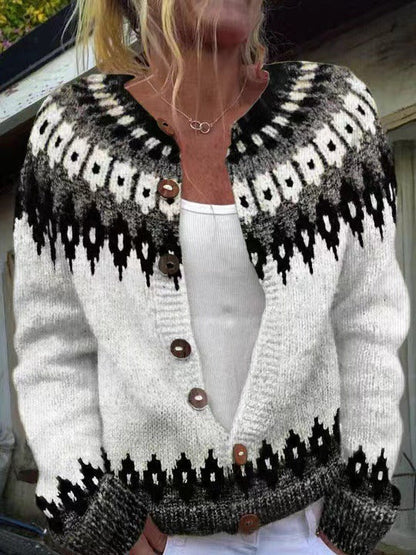Ilse | Elfenbein-schwarze Strickjacke mit nordischem Muster