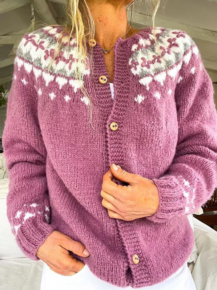 Anke | Altrosa Strickjacke mit nordischem Muster