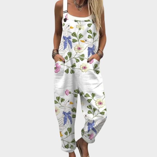 Ingrid | Latzhose in Weiß mit Libellen und Blumen