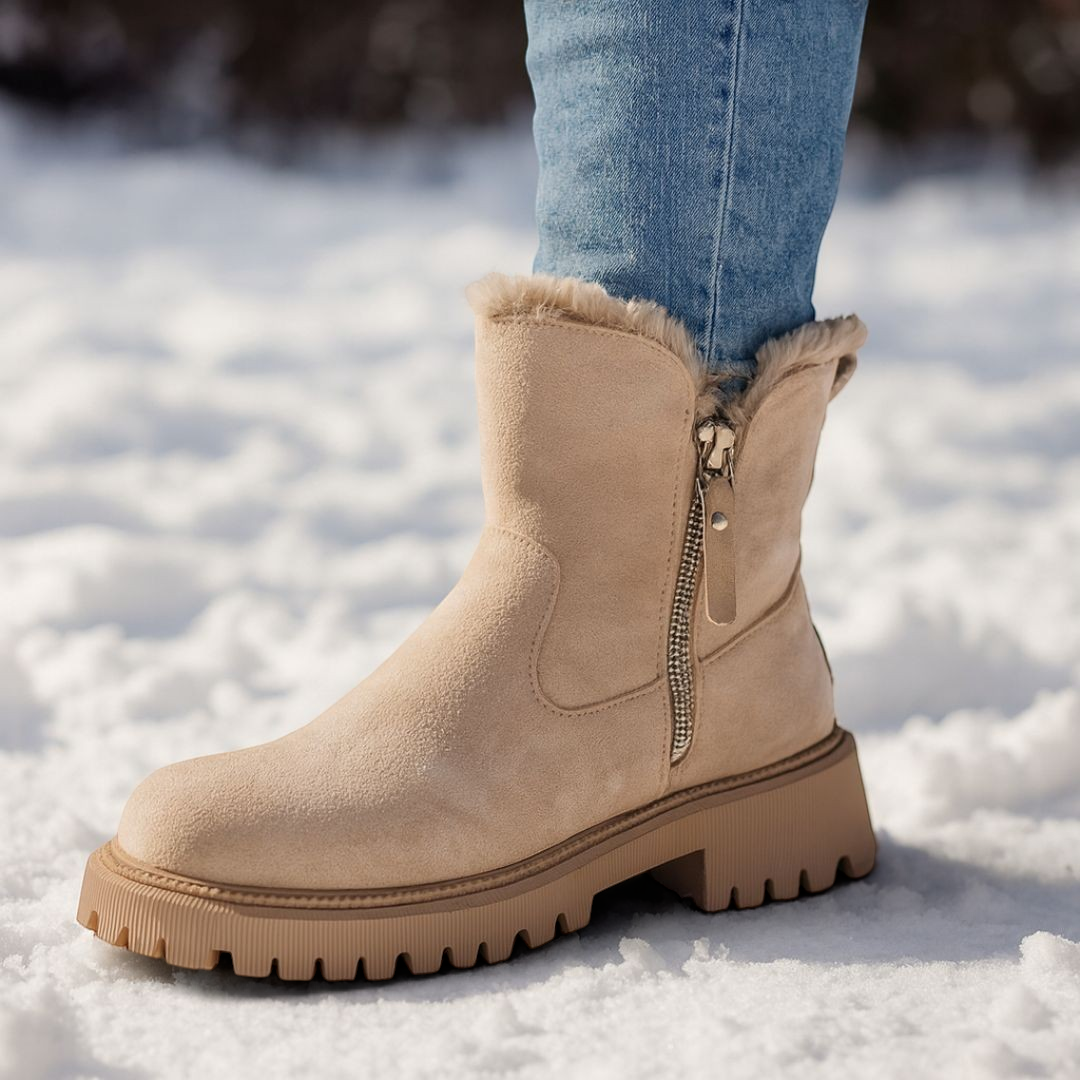 Saar | Beiger gefütterter Winterstiefel mit Profilsohle