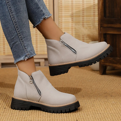 Frida | Schwarzer Stiefeletten-Sneaker mit Profilsohle