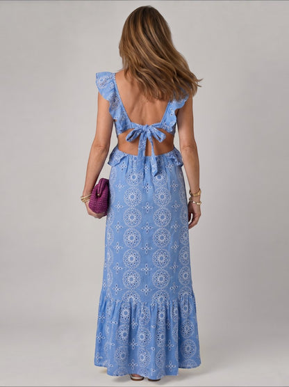 Kunigunde | Maxikleid in Blau mit Lochstickerei