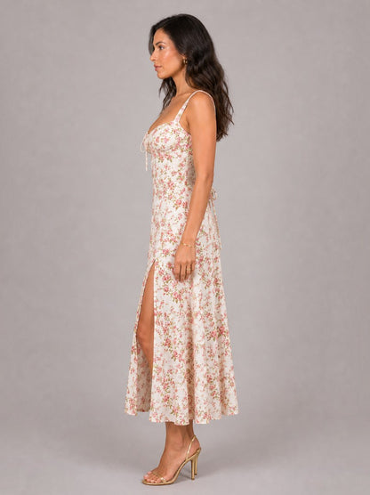 Malwine | Sommerkleid mit Streublüten und Schlitz