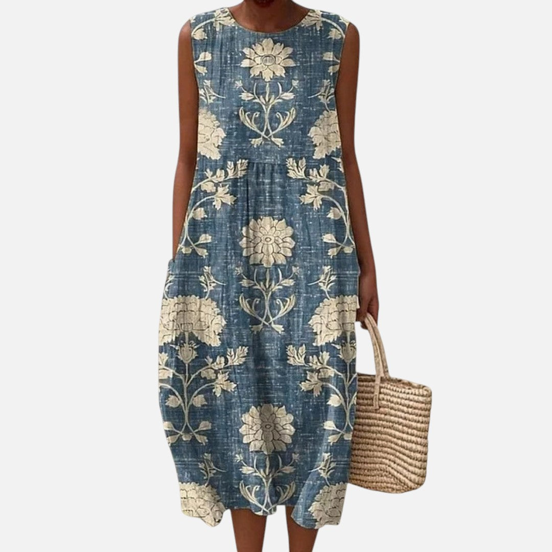 Merle | Ärmelloses Sommerkleid mit Blüten auf Blau