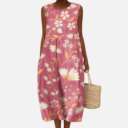 Hertha | Ärmelloses Sommerkleid mit Blüten auf Altrosa