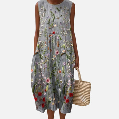 Hannelore | Ärmelloses Sommerkleid mit Blumenstickerei-Optik